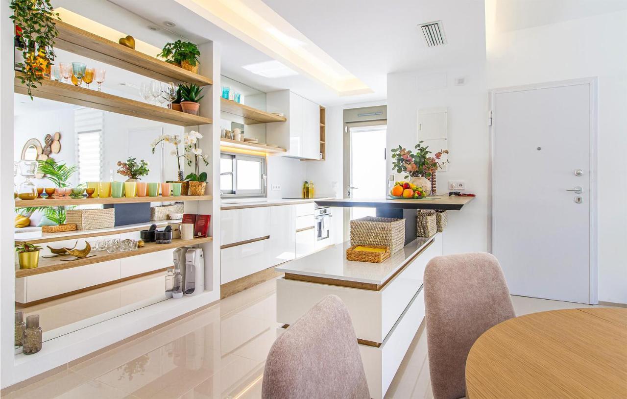 Gorgeous Home In Los Alcazares With Wifi Exterior photo